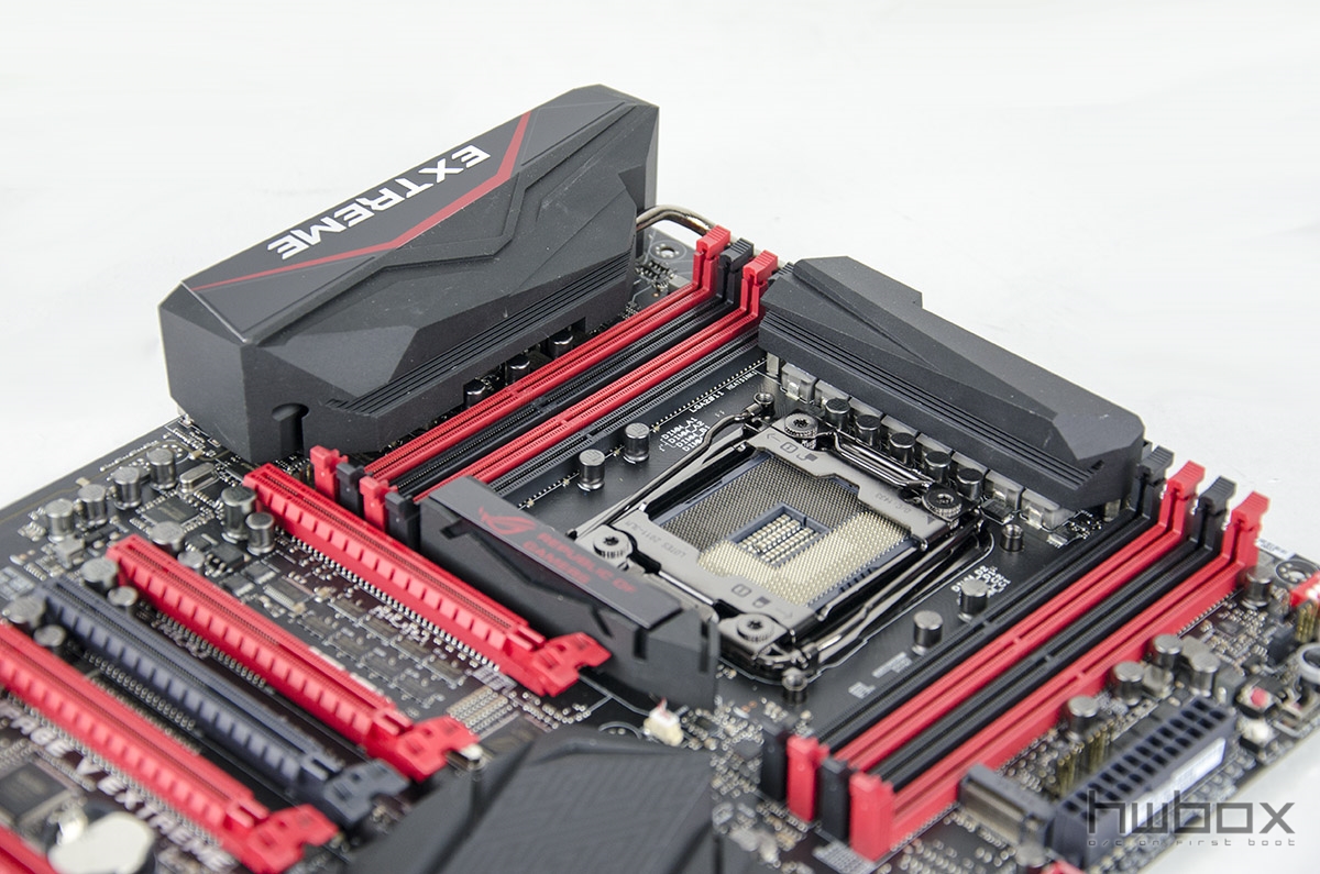 ASUS RoG Rampage V Extreme Review: The enthusiast's dream