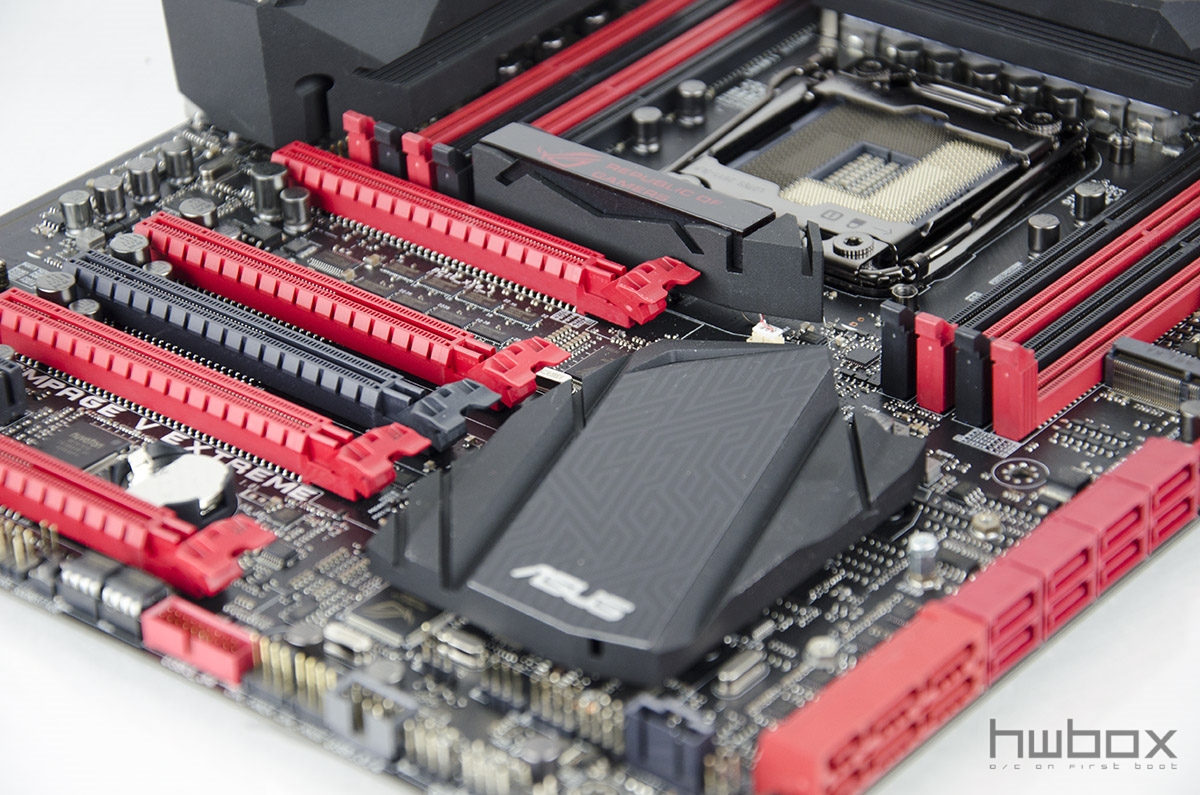 ASUS RoG Rampage V Extreme Review: The enthusiast's dream