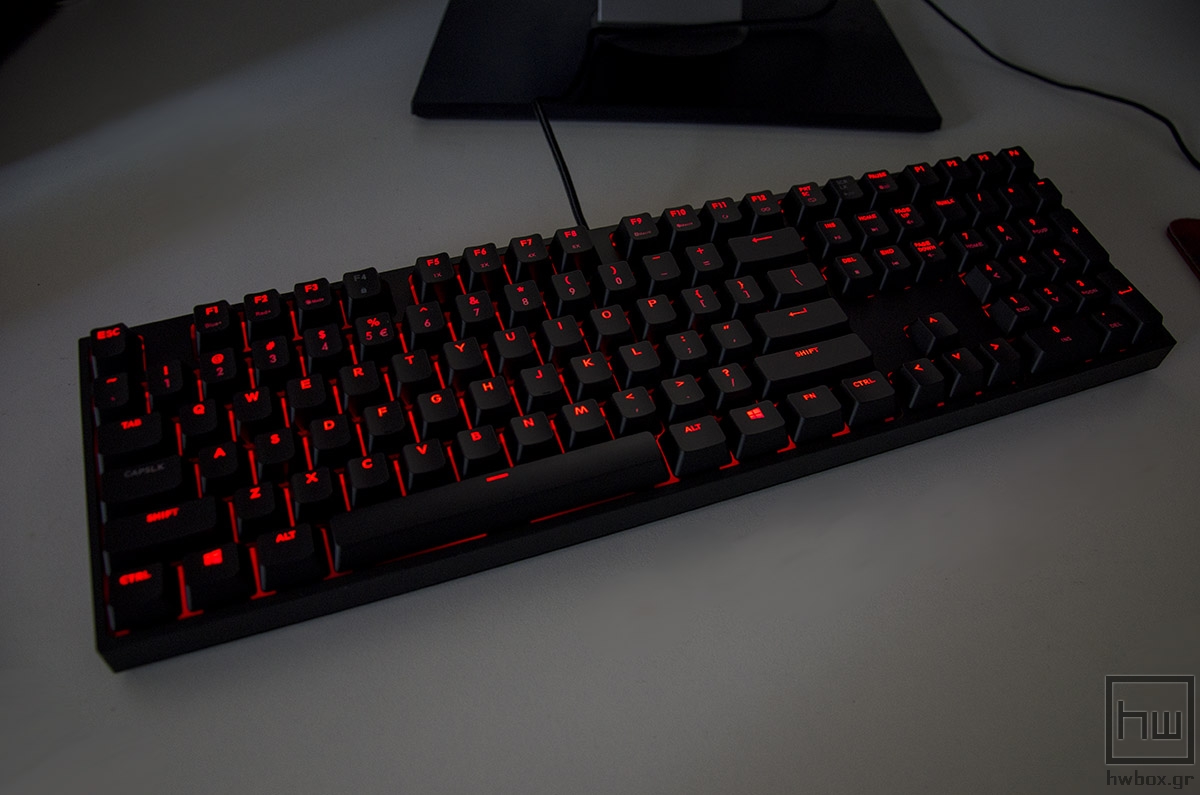 CM Storm QuickFire XTi Review: Put some colors on your keyboard